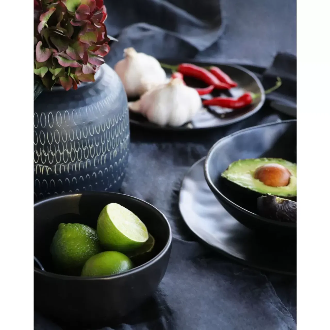 Geschirr & Tischaccessoires|KARE Design Teller Organic Black O26Cm